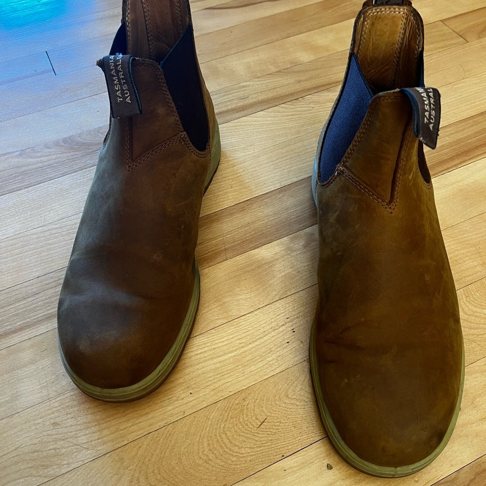 Blundstone 1320 Rustic Brown Crazy Horse Leather Gum Sole Chelsea Boots, 11